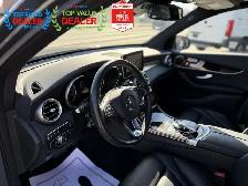 2017 Mercedes-Benz GLC-Class //AMG PKG | PANO | NAVI | LOADED - Photo 32