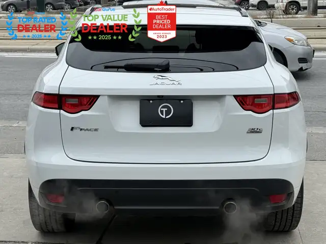 2020 Jaguar F-PACE R-SPORT | PANO | MERIDIAN | LOADED - Photo 11