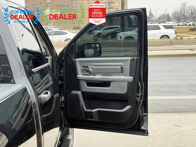 2018 Ram 1500 SLT | NAVI | BACK UP CAMERA - Photo 30