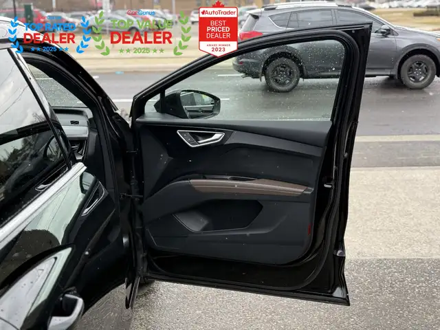 2022 Audi Q4 Etron PANO | CARPLAY | LOADED - Photo 30