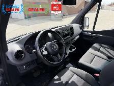 2019 Mercedes-Benz Sprinter 2500 144 | FINANCE | BACK UP CAMERA - Photo 12