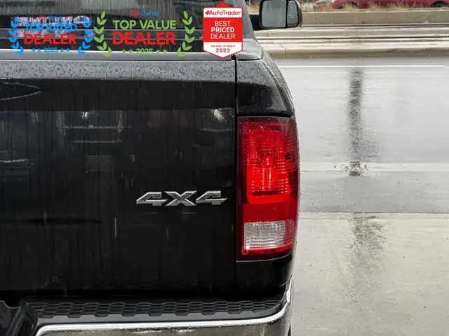 2017 Ram 1500 8ft BOX | SLT 5.7 V8 | NAVI | BACK UP CAMERA | - Photo 11