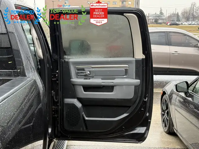 2017 Ram 1500 8ft BOX | SLT 5.7 V8 | NAVI | BACK UP CAMERA | - Photo 28