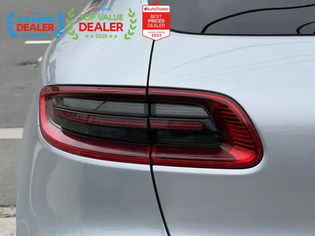 2017 Porsche Macan | PREMIUM | NAVI | LOADED - Photo 12