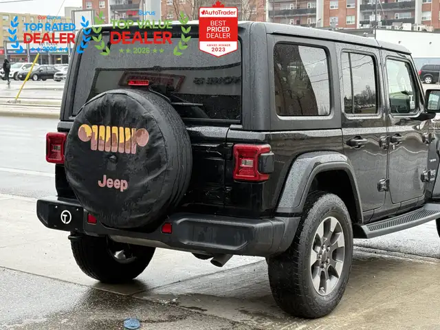 2019 Jeep Wrangler UNLIMITED SAHARA | ONE OWNER | LOADED - Photo 12