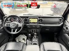 2019 Jeep Wrangler UNLIMITED SAHARA | ONE OWNER | LOADED - Photo 17