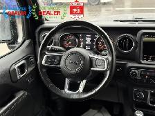 2019 Jeep Wrangler UNLIMITED SAHARA | ONE OWNER | LOADED - Photo 20