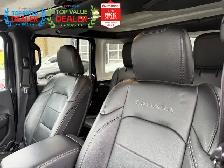 2019 Jeep Wrangler UNLIMITED SAHARA | ONE OWNER | LOADED - Photo 27