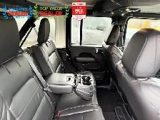 2019 Jeep Wrangler UNLIMITED SAHARA | ONE OWNER | LOADED - Photo 31