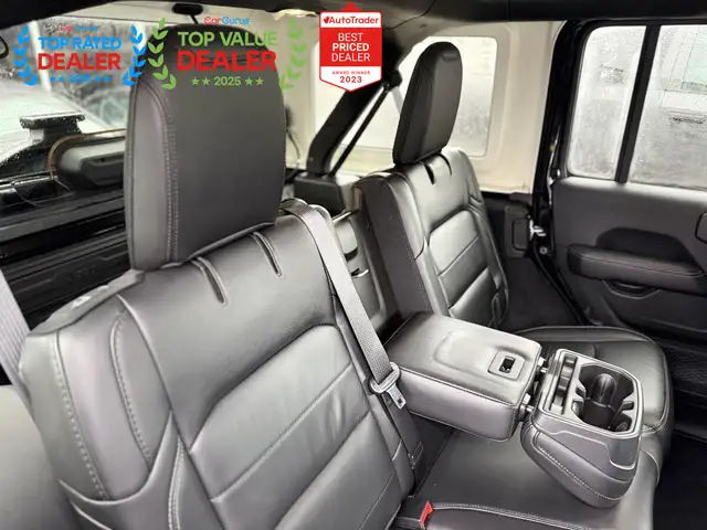 2019 Jeep Wrangler UNLIMITED SAHARA | ONE OWNER | LOADED - Photo 33