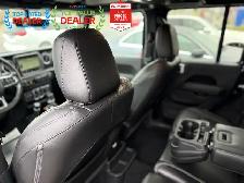 2019 Jeep Wrangler UNLIMITED SAHARA | ONE OWNER | LOADED - Photo 36