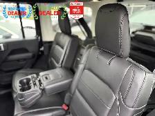 2019 Jeep Wrangler UNLIMITED SAHARA | ONE OWNER | LOADED - Photo 37