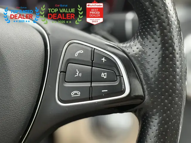 2016 Mercedes-Benz C-Class 300 //AMG PKG | PANO | NAVI | REAR CA - Photo 18