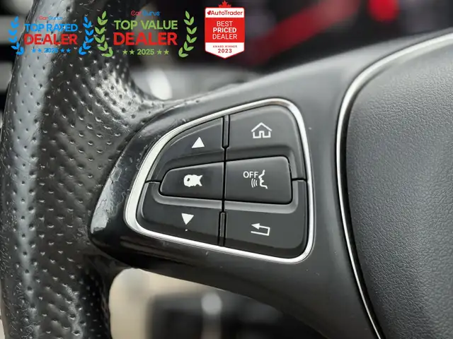 2016 Mercedes-Benz C-Class 300 //AMG PKG | PANO | NAVI | REAR CA - Photo 19