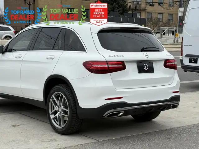 2016 Mercedes-Benz GLC-Class //AMG PKG | PANO | BURMESTER | LOAD - Photo 14