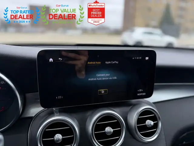 2020 Mercedes-Benz GLC-Class 300 COUPE //AMG PKG | SUNROOF | BUR - Photo 27