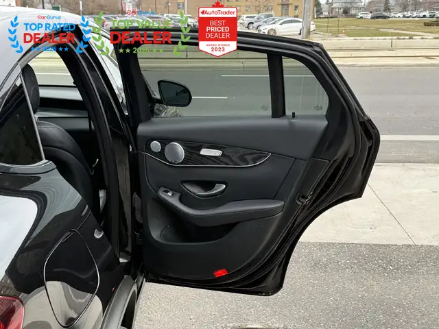 2020 Mercedes-Benz GLC-Class 300 COUPE //AMG PKG | SUNROOF | BUR - Photo 37