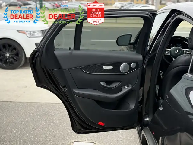 2020 Mercedes-Benz GLC-Class 300 COUPE //AMG PKG | SUNROOF | BUR - Photo 40