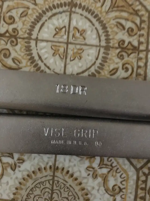 Clamps, Vise Grip, 18DR, Two - Photo 2
