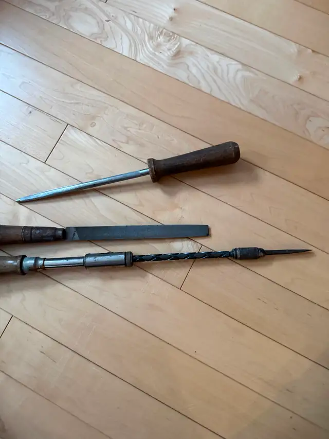 Vintage Ratcheting Screwdriver ,Knife Sharpener, File - Photo 2