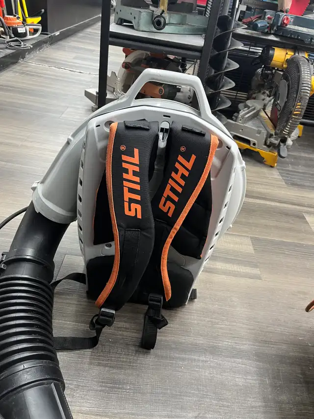 Stihl BR 800 X Magnum Backpack Blower - Photo 5