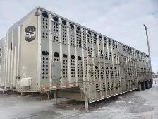 Merritt 53 foot Quad axle cattle liner