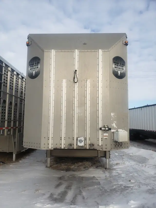 Merritt 53 foot Quad axle cattle liner - Photo 2