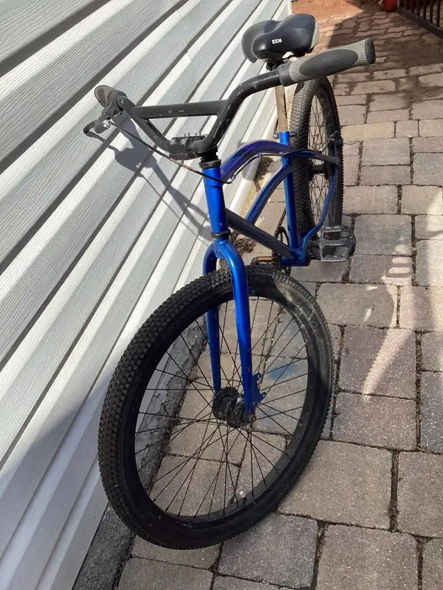 CCM trick bike - Photo 2