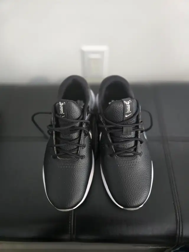 Golf shoes. - Photo 4