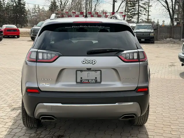 2020 Jeep Cherokee Limited 4WD NO CLAIMS/REMOTE START - Photo 4