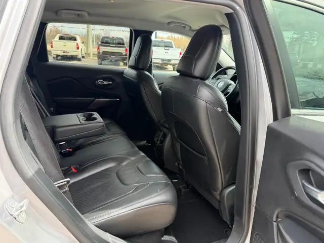 2020 Jeep Cherokee Limited 4WD NO CLAIMS/REMOTE START - Photo 15