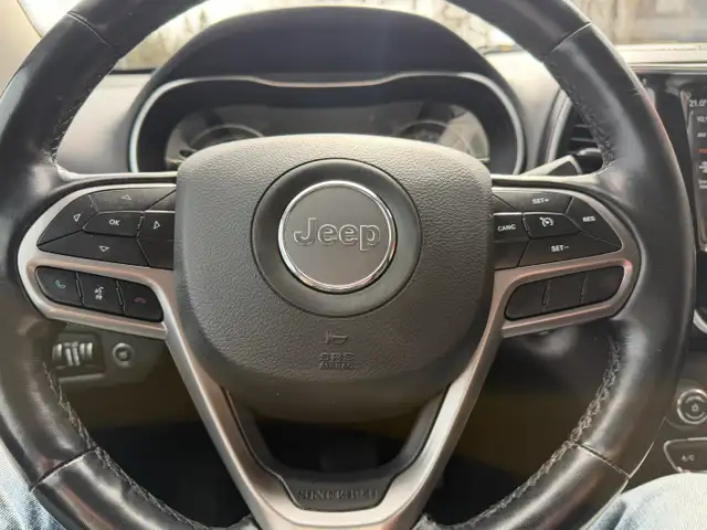 2020 Jeep Cherokee Limited 4WD NO CLAIMS/REMOTE START - Photo 18