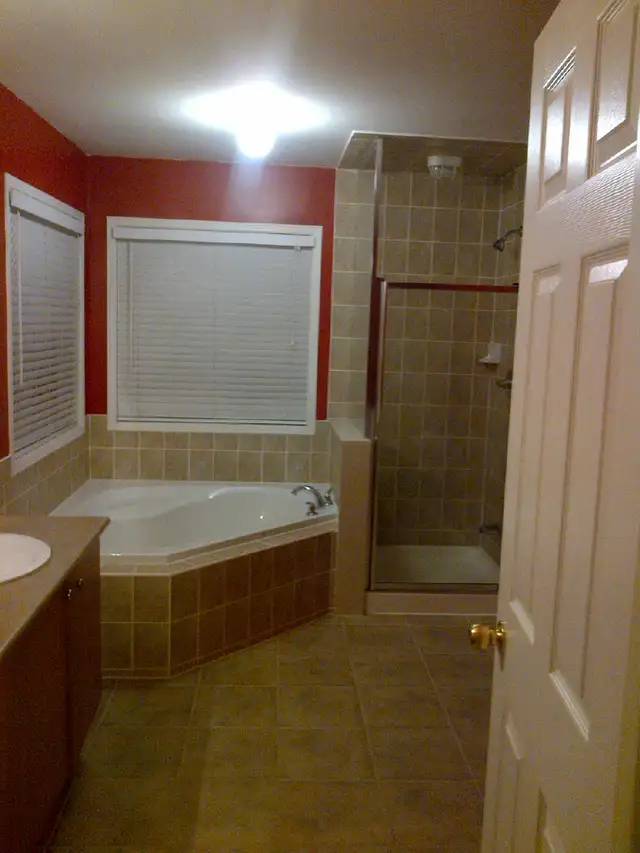 4-Bedroom Detached Upper Unit | North Oshawa - Photo 16