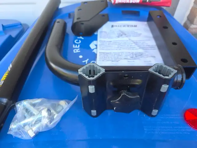 Erickson 2 Bicycle Hitch Mount Carrier 80lbs. Heavy Metal Design - Photo 3