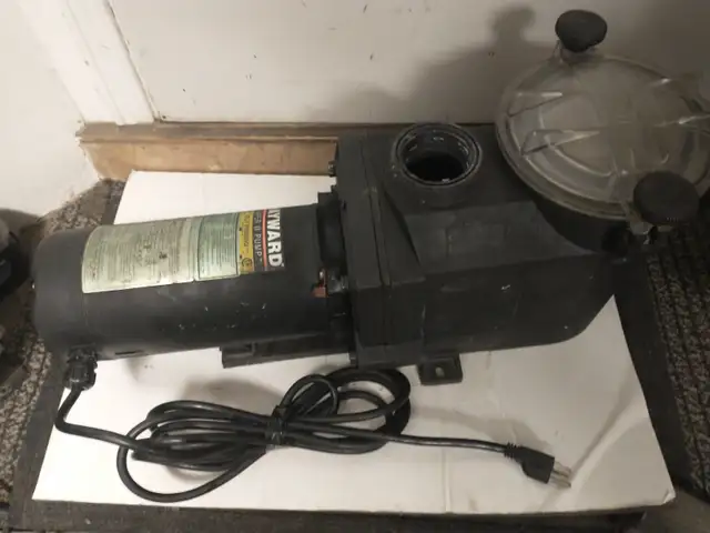 POMPE À PISCINE CREUSER 1.5 HP HAYWARD