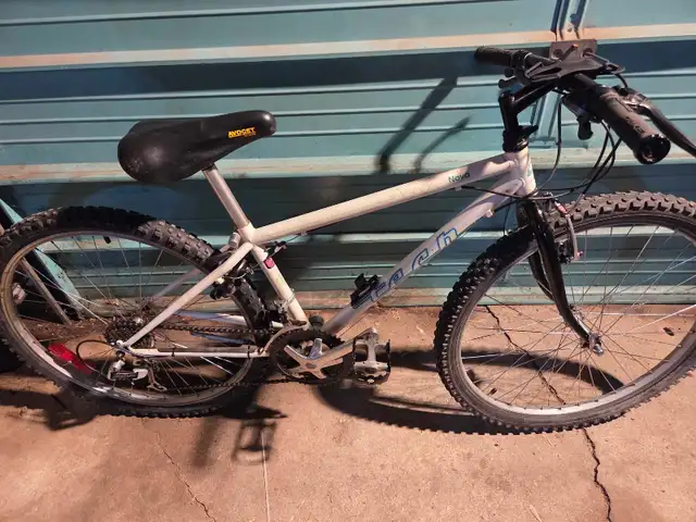 pre season mountain bike sale - Photo 9