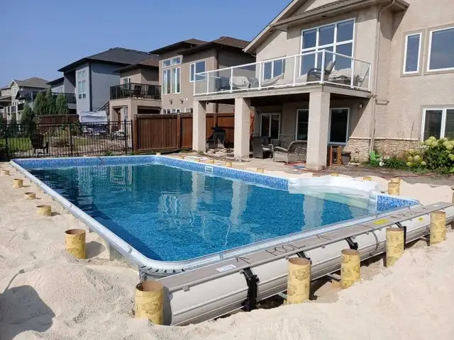 swimming pool installation - Photo 2