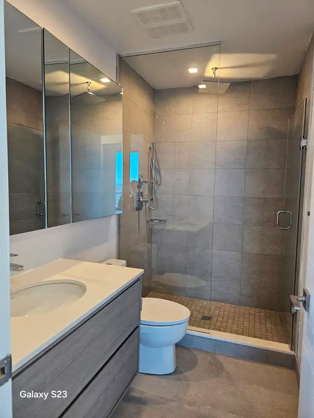 New 2 Bedroom   Den Corner Suite with Ravine Views in North York - Photo 9