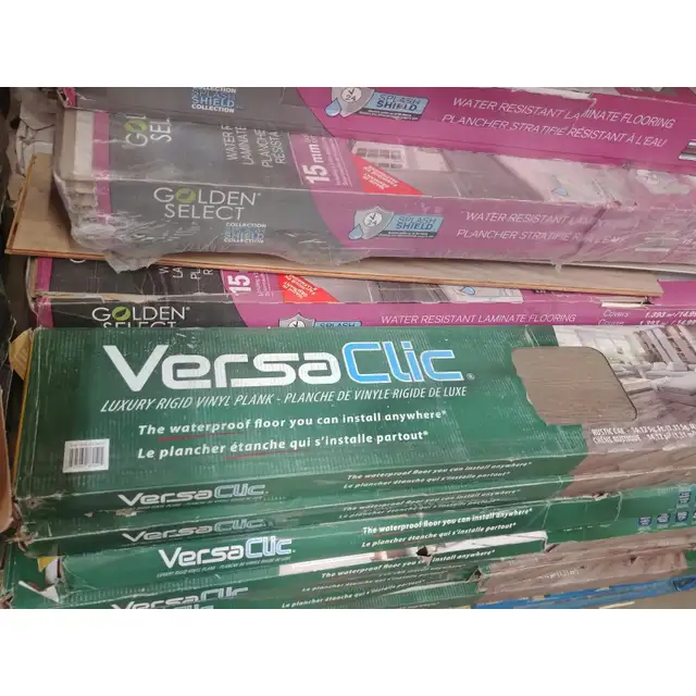 Assorted discontinued laminate flooring, various styles and colo - Photo 2