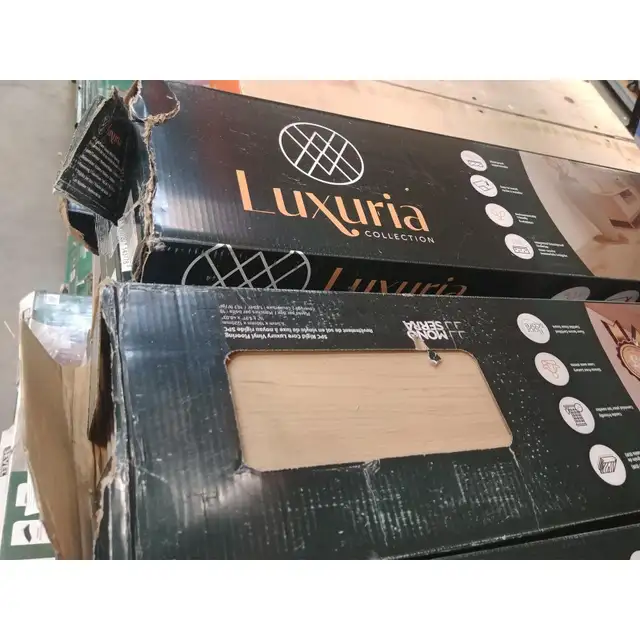 Assorted discontinued laminate flooring, various styles and colo - Photo 5