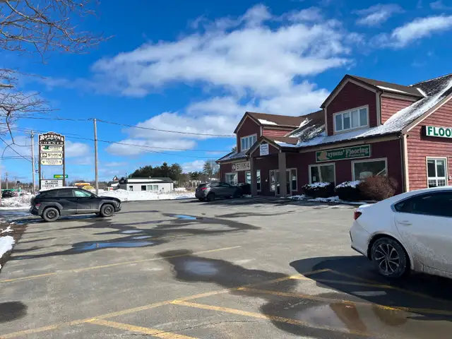 FOR RENT - LARGE 2 BEDROOM APARTMENT in Coldbrook - Photo 2