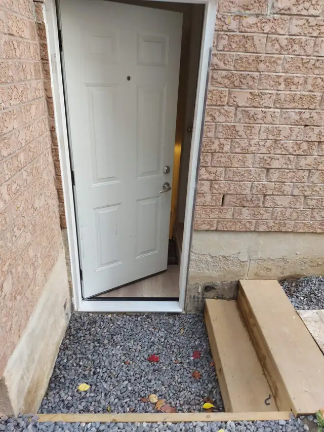 2 plus Den Legal Basement Apartment for Rent