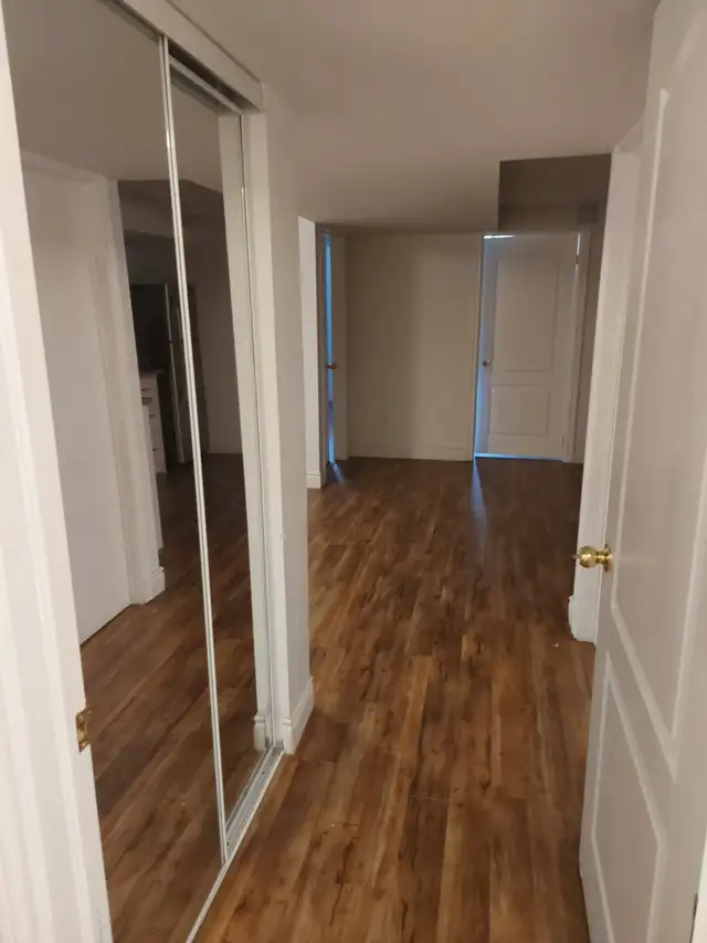 2 plus Den Legal Basement Apartment for Rent - Photo 10