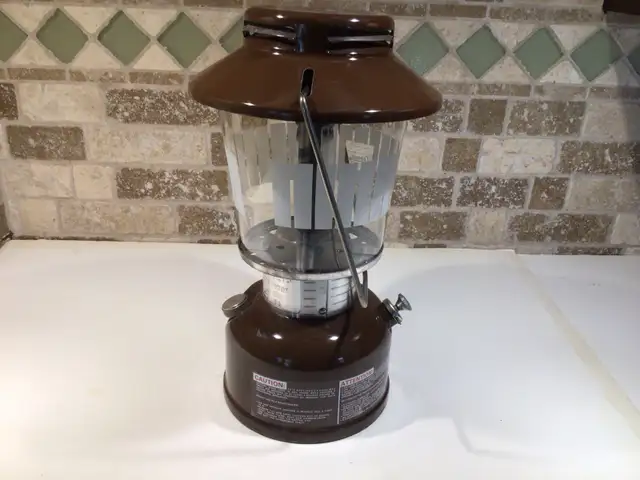 Coleman lantern - Photo 2