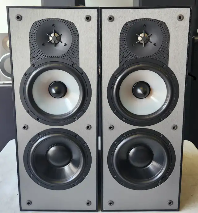 PARADIGM MONOTOR 5 V.4 BOOKSHELF SPEAKERS - Photo 3