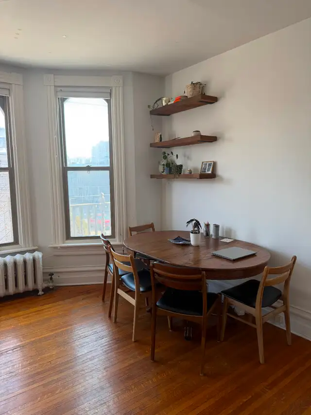 Large one bedroom, Sydenham Ward, June 1 - Photo 2