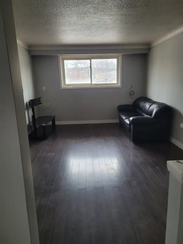 2 Bedroom Apartment For Rent!JUNE 1ST - Photo 3