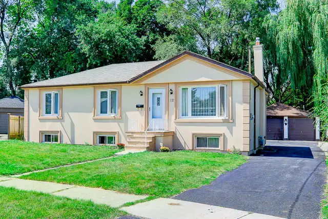 Move in ready private room is available in Scarborough