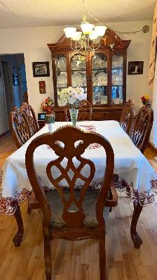 Dining table set