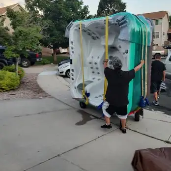 Petits Déménagements / Small Moves, Junk Removal / Débarras - Photo 3